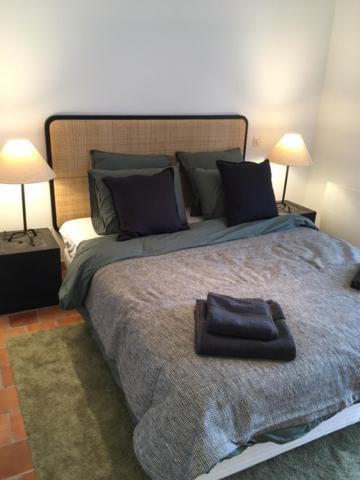 Chambres D'Hotes Du Bistrot Des Ecuries Cour-Maugis-sur-Huisne Exteriör bild